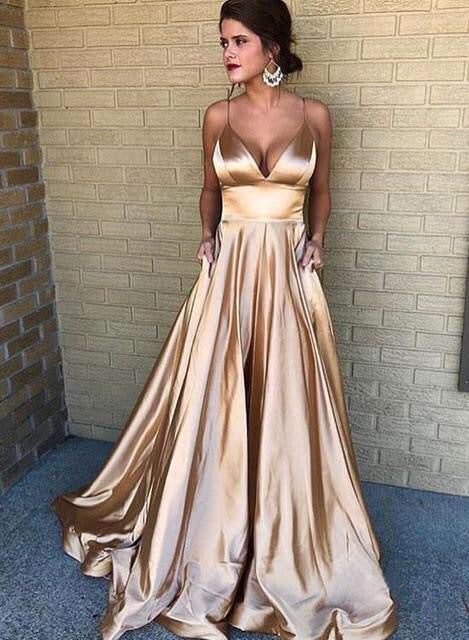 White Angel Feather Dress Luxury Design Women's Off Shoulder Elegant Long Dress for Parties and Weddings