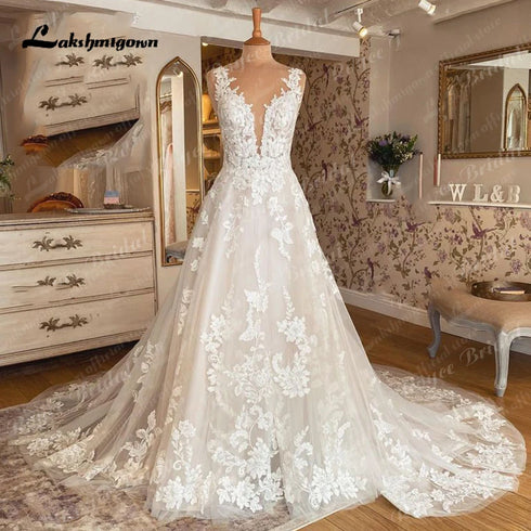 Customized Lace Appliques Beach Wedding Dress Boho Gowns