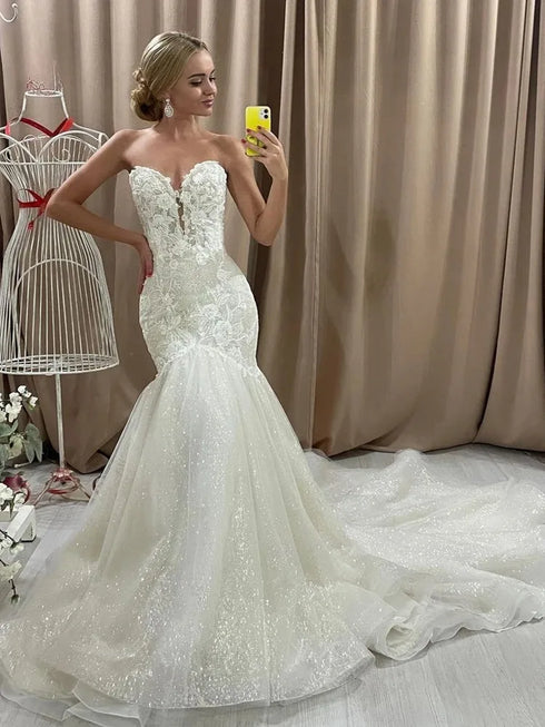 Shiny Sweetheart Strapless Mermaid Wedding Dress with Appliques and Glitter Train Bridal Gown