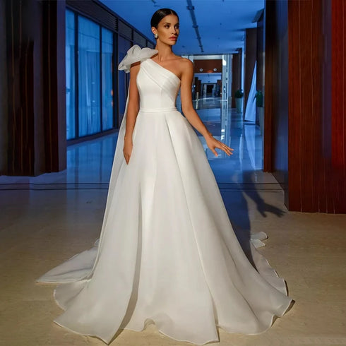 Charming One Shoulder A Line Wedding Gowns Big Bow Ruched Long Train Bridal Dresses