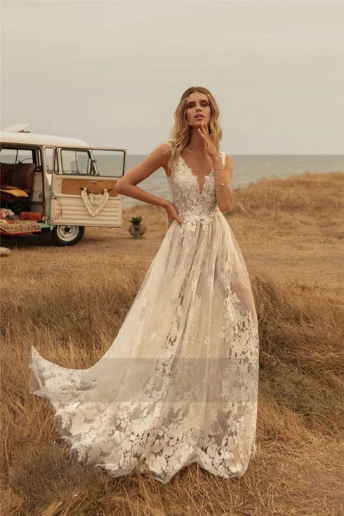 DREAM Customized Lace Boho Wedding Dresses V Neck Backless Gown