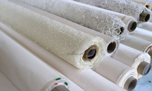 Alonlivn Custom Made Luxury Appliques Lace Ball Gown Wedding Dresses Chapel Train V-Neck Bridal Gowns