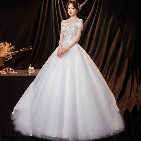 Wedding Dresses Illusion V-Neck Backless Tulle Lace Gown