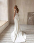 Mermaid Wedding Dress Detachable Train Bow V-Neck Elegant Bridal Gown Sleeveless Customized