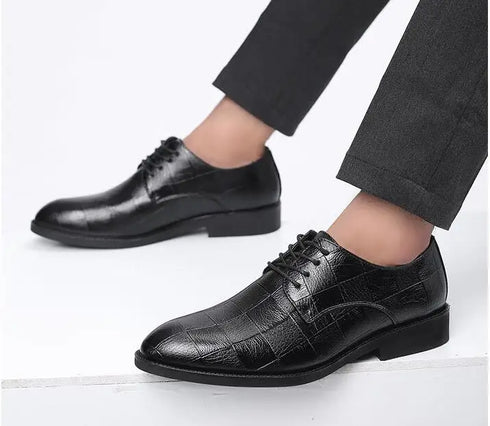 Elegant Handmade Italian Style Retro Leather Oxfords for Men - Perfect Formal Business and Party Footwear in Big Sizes