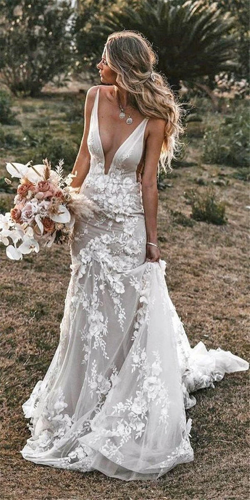 Vintage Mermaid Wedding Dress V-Neck 3D Flowers Appliques Boho Backless Bride Gown Sleeveless Train