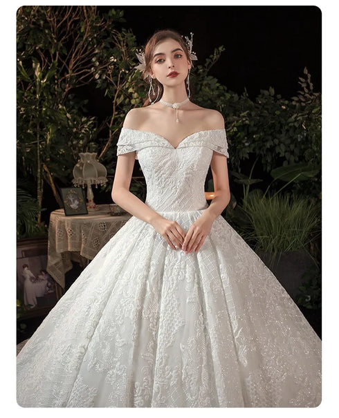 Wedding Dress Elegant Boat Neck Gown with Train Luxury Lace