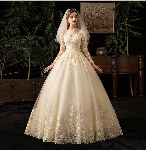 Vintage O Neck Full Sleeve Wedding Dress Lace Embroidery Gown
