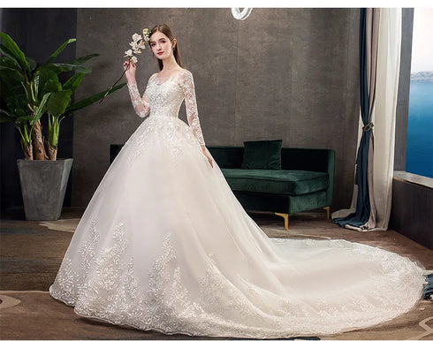 Vintage O Neck Full Sleeve Wedding Dress Lace Embroidery Gown