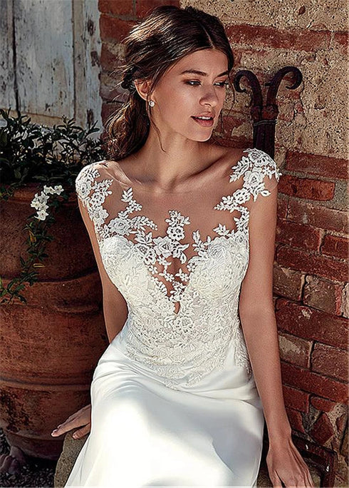 Wedding Dress Boho Sexy Illusion Sleeveless Scoop Neck Appliqued Lace Mermaid Gowns