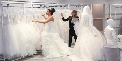 Alonlivn Custom Made Luxury Appliques Lace Ball Gown Wedding Dresses Chapel Train V-Neck Bridal Gowns