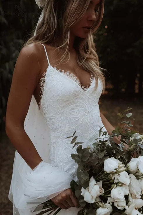 Bohemian Lace Mermaid Wedding Dress with V-Neck and Spaghetti Straps
