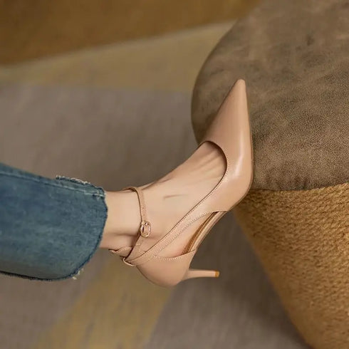 Elegant Pointed Medium Heels for Women - Fashionable Casual Pumps for Parties