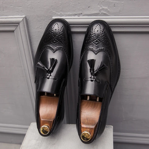 Luxury Black Low Heeled Tassels Loafers for Men Business Dress Shoes