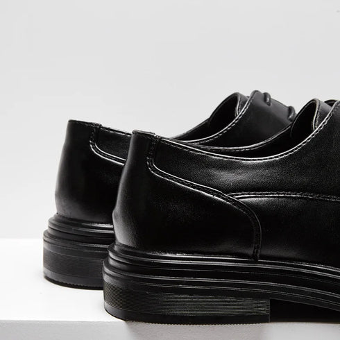 Elegant Handmade Oxford Brogue Shoes for Men - Classic Dress Formal Footwear for Weddings, Business, and Parties - Stylish Leather Attire for Every Occasion