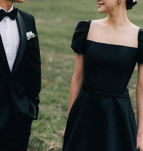 Elegant A Line Wedding Dresses Vintage Square Collar Bridal Dress with Short Sleeve Customized