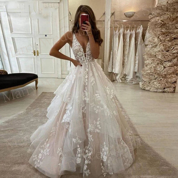 Modest Charming V Neck A Line Wedding Dresses Sleeveless Lace Appliques Princess Bride Gowns Backless