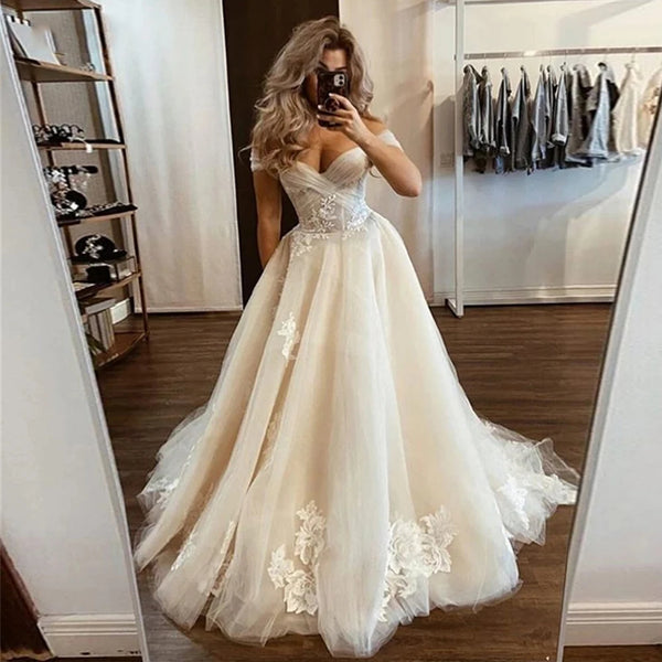 Boho Off Shoulder Lace Applique A-Line Silhouette Dress With V-Neck And Natural Waist For Brides Wedding Dress