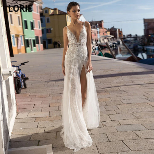 Boho Lace Wedding Dress Spaghetti Strap V-Neck Open Back Vintage Style Bridal Gown