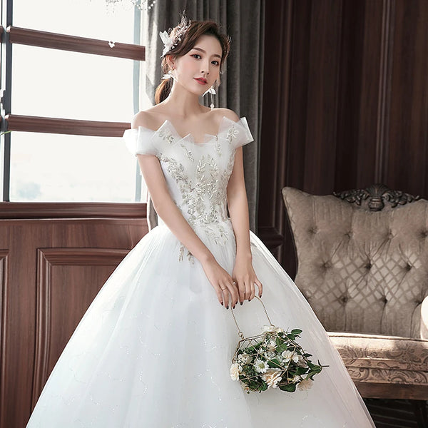 Floral Embroidery Ball Gown Wedding Dress With Mesh Net Fabric Mid Waist Silhouette Korean Style