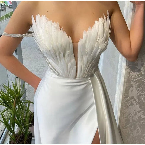 White Angel Feather Dress Luxury Design Women's Off Shoulder Elegant Long Dress for Parties and Weddings