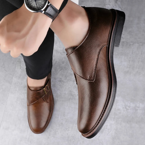 Fashionable Men's Pointed Banquet Business Wedding Shoes Casual Leather Footwear