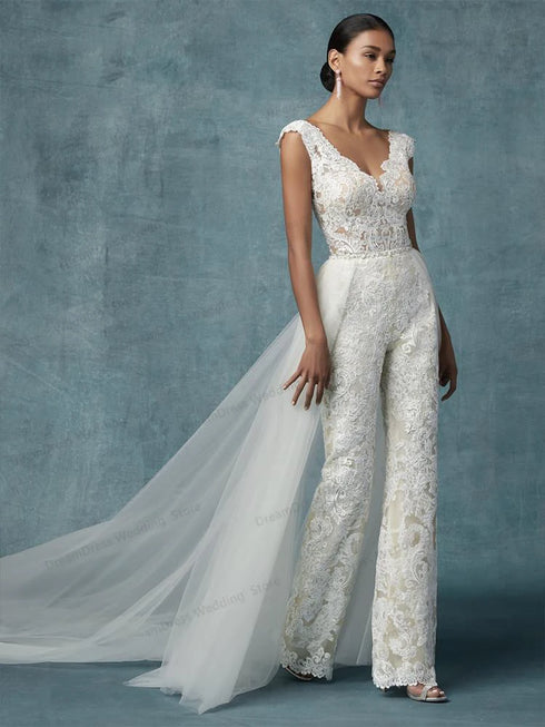 Jumpsuit Wedding Dresses With Detachable Train Bride Pants Suit Lace Appliqued Sleeveless Women Brides Outfits Backless 2023