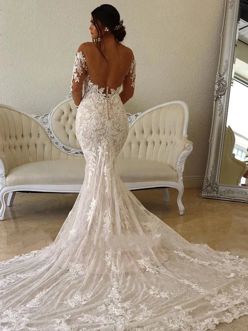 Chic Backless Lace Bridal Gown with Sweetheart Neckline and Long Sleeves