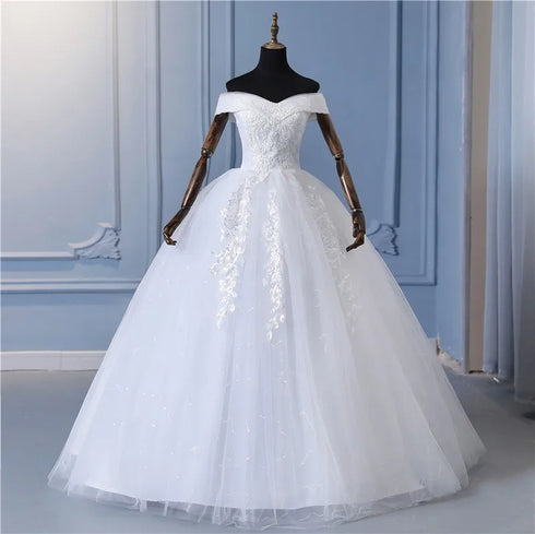 Ball Gown Wedding Dress With Train Elegant Embroidery Lace Beading Appliques Floral Pearls
