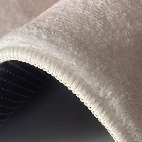 Fluffy Soft Cream Style Rugs for Bedroom and Living Room Decoration Washable Plush Carpet