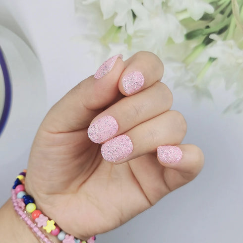 Sparkling Purple Glitter Kids Press-On Nails - 24-Piece Gradient Fake Nail Art Tips for Short Full-Cover Fun and Creative Nail Designs for Girls