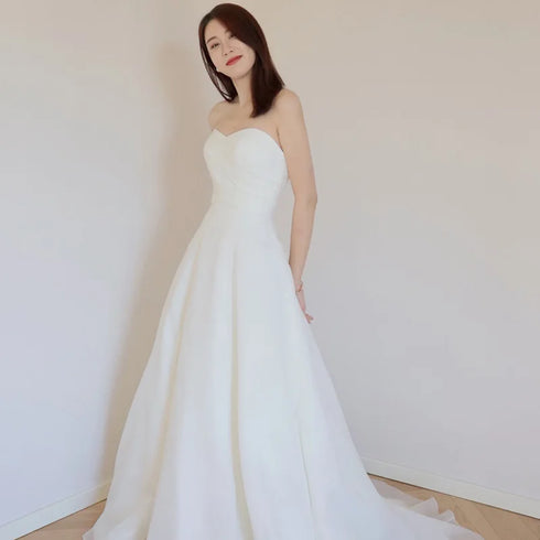 Customized Sexy Strapless Wedding Dress A-line Lace Up Elegance
