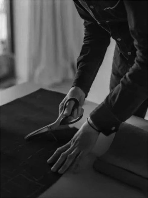 Sophisticated Double Breasted Men's Blazer with Peak Lapel – Elegant Dinner Jacket for Weddings and Business Events