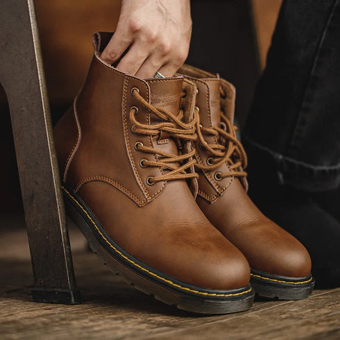 Men's Comfortable Leather Ankle Boots for Winter Adventures