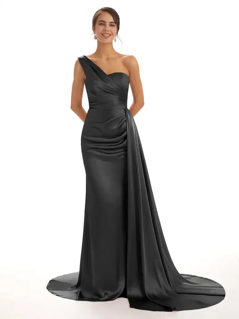 Satin Off-Shoulder Backless Pleated Bridesmaid Dress With Sweep Train Elegant Evening Gown