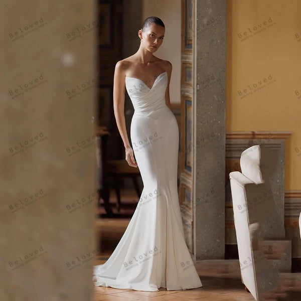 Simple Wedding Dresses Satin Bridal Gowns Strapless Backless