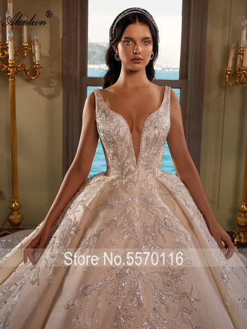 Alonlivn Custom Made Luxury Appliques Lace Ball Gown Wedding Dresses Chapel Train V-Neck Bridal Gowns
