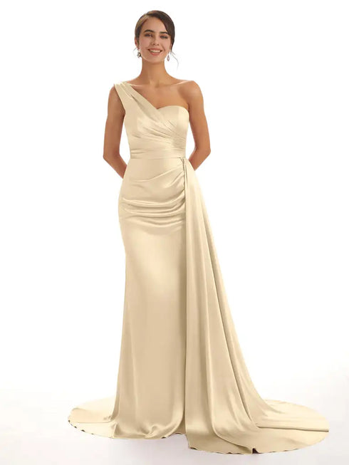 Satin Off-Shoulder Backless Pleated Bridesmaid Dress With Sweep Train Elegant Evening Gown
