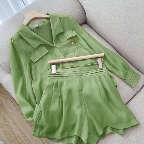 Chic Women's Casual Two-Piece Set for Spring and Summer: Elegant Long Sleeve Shirt and Shorts Outfit for Seasonal Fashion Inspo
