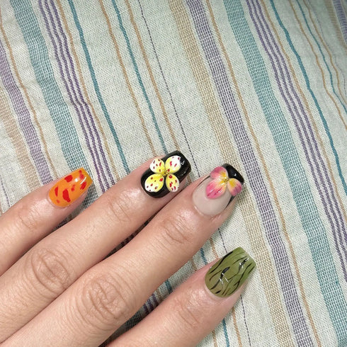 10pcs Artistic Press On Nails Featuring Elegant French Style with Hand Painted 3D Floral Designs - Perfect Summer Short Tips for Parties
