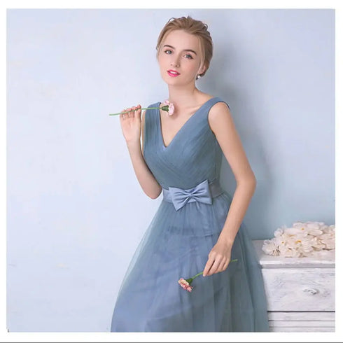 Elegant Sleeveless Tulle A-Line Bridesmaid Dress With Satin Belt And Lace Up Bow For Weddings
