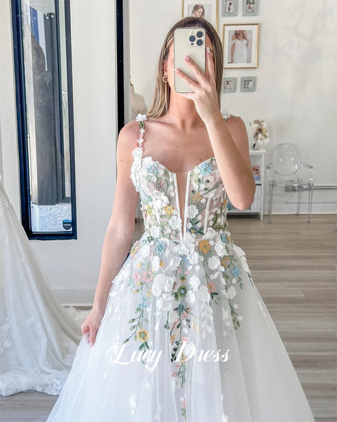 Lucy Customized Womens Dresses Gowns Wedding Dress Flower Decoration