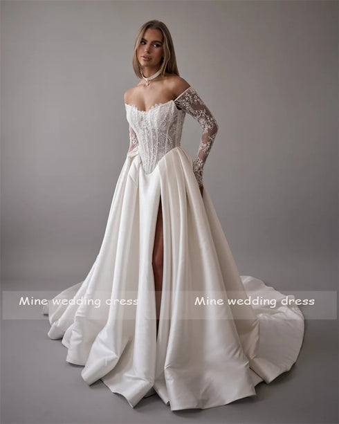 Customized Lace Sweetheart 3/4 Sleeve A-Line Wedding Dress