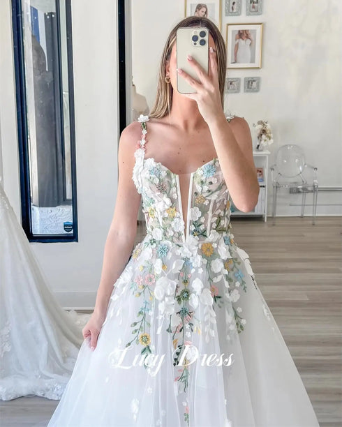 Lucy Customized Womens Dresses Gowns Wedding Dress Flower Decoration