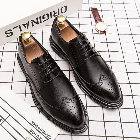 Classic Men's Brogue Dress Shoes - Elegant Handmade Wingtip Leather Oxford Footwear for Formal Business Occasions, Calfskin Comfort with Lace-up Design