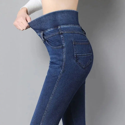 Korean Casual Plus Size Skinny Denim Jeans for Women - High Waist Pencil Pants Perfect for Spring and Autumn Streetwear, Featuring Pockets and Slight Stretch - Ideal for Stylish Fall Outfits with Jeans