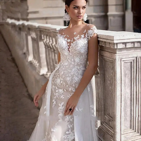 Customized Wedding Dress Short Sleeves Lace Appliques Mermaid Gown