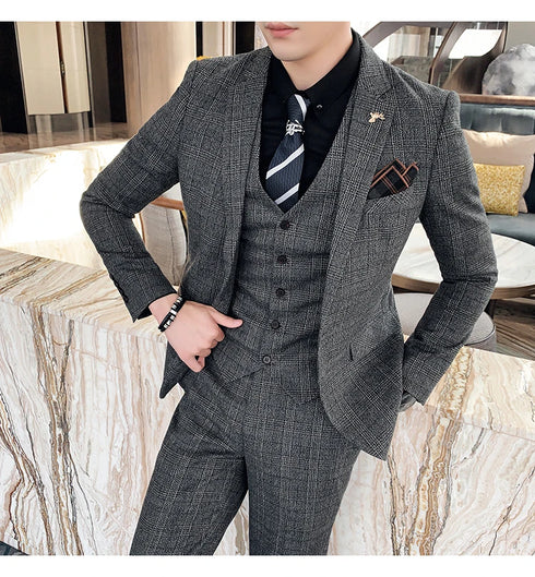 Stylish Business Casual Three-Piece Suit for Men with Vest and Trousers