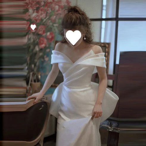 Celebrity Princess Wedding Dresses Satin Vintage Off The Shoulder Long Train Ball Gown Party Dress