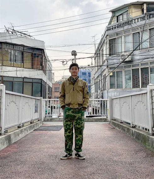 Men's Tactical Lightweight Military Cotton Bomber Jacket - Spring and Autumn Khaki Fury WW2 Tanker Style with Zipper Closure and Pockets for Outdoor Travel